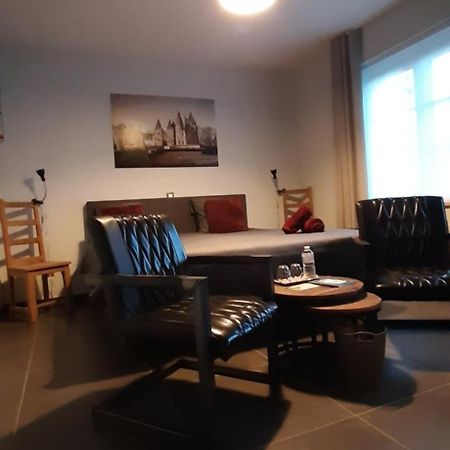 B & B Victors Hof, Met Zwemvijver In Landelijke Setting Lievegem Exterior photo